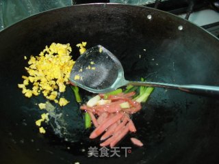 广式炒米粉的做法步骤：4