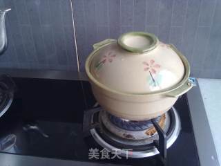 银耳红枣枸杞养颜汤的做法步骤：3