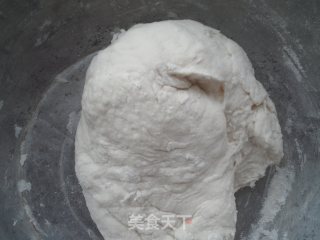 香椿肉饺子的做法步骤：2