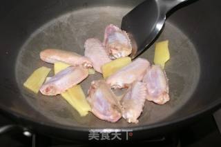 可乐洋葱鸡翅的做法步骤：3