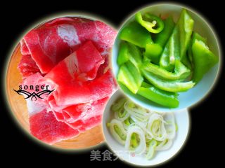 肥牛卷角瓜片的做法步骤：1