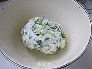 打破传统的味觉习惯----葱香咸味油糍的做法步骤：6