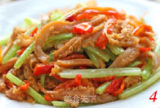 零厨艺也能做好的快手家常菜 西芹烩牛肚的做法步骤：4