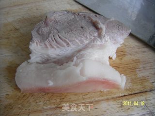 原香土豆块烧肉——十分详细版的做法步骤：1
