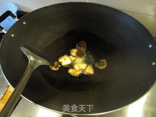 腐竹香菇焖鸡的做法步骤：3