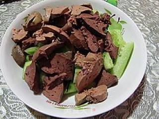 黄瓜拌鸡肝的做法步骤：3
