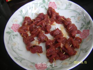 土豆条炝炒孜然牙签肉的做法步骤：3