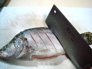 美味儿鲜嫩的“自制酱料烤鱼”的做法步骤：5