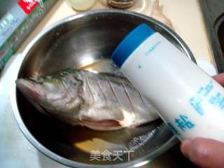 美味儿鲜嫩的“自制酱料烤鱼”的做法步骤：7