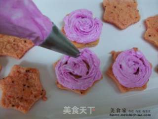 羞答答的粉红@@自制火龙果小蛋糕的做法步骤：13