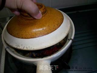 【特色菜肴】@@咸鱼花腩煲的做法步骤：10