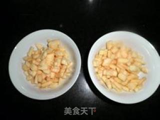 水果酸奶-----苹果粒酸奶的做法步骤：2