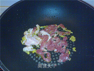【平淡的幸福】肉丝炒蒜薹的做法步骤：3