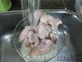 夏季减肥最佳选择@@ 冬瓜排骨汤的做法步骤：3