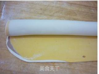 蝴蝶花卷的做法步骤：3