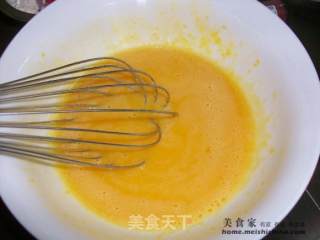 红枸戚风的做法步骤：3