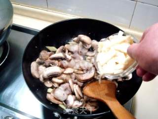 家常小炒“蚝油蘑菇肉片”的做法步骤：12