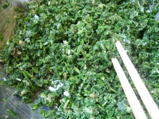 春天的味道——荠菜肉包的做法步骤：4