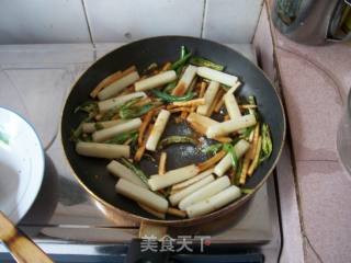 辣椒炒年糕的做法步骤：5