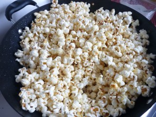 自制馋嘴小零食——【低糖爆米花】的做法步骤：7