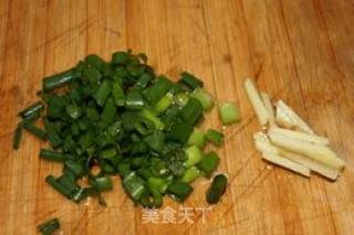 香煎鲳鱼的做法步骤：2