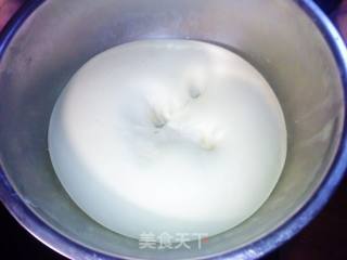 红糖芝麻花样面包的做法步骤：4