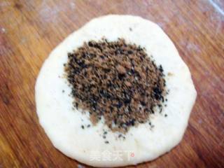 红糖芝麻花样面包的做法步骤：8