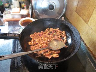 蒜薹炒鸡胗的做法步骤：5