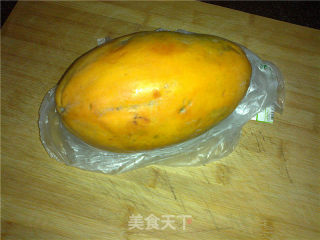 嫩肤美容、滋阴润肺－银耳木瓜羹的做法步骤：1