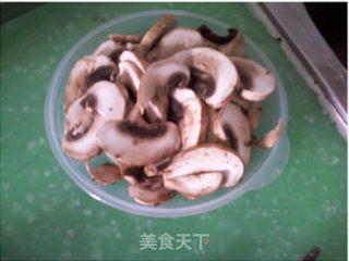 油菜虾仁蘑菇的做法步骤：4