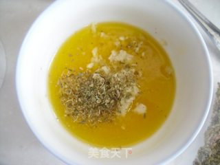 蒜蓉烤法棍的做法步骤：4