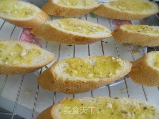 蒜蓉烤法棍的做法步骤：5