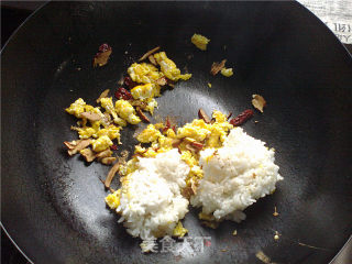 红枣鸡蛋炒饭的做法步骤：5