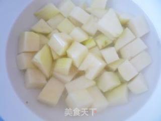 土豆烧牛肉的做法步骤：2