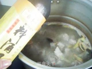 黄豆仔排汤的做法步骤：4