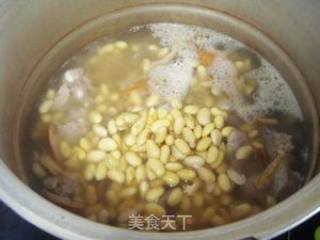 黄豆仔排汤的做法步骤：5
