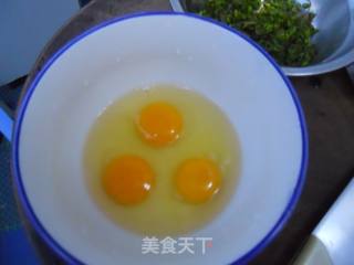 香椿炒鸡蛋的做法步骤：2