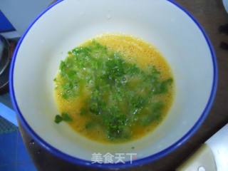 香椿炒鸡蛋的做法步骤：4