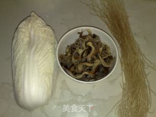 【平淡的幸福】白菜炖蘑菇的做法步骤：1
