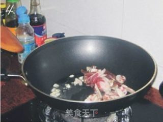 青椒炒腊味的做法步骤：4