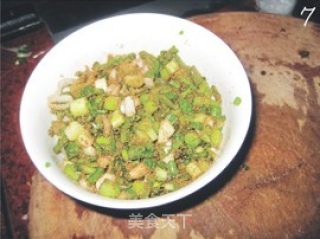 第一次学做葱油饼的做法步骤：7