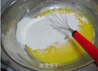 草莓酱蛋糕卷的做法步骤：3