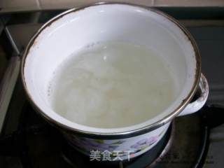 宝宝吃得香@@简单易做的~~菠菜丝肉片粥的做法步骤：3