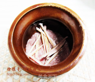 江西瓦罐煨汤——墨鱼肉饼汤的做法步骤：5