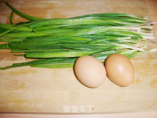 快手小炒——韭菜炒鸡蛋的做法步骤：1