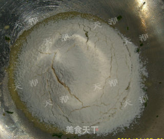 吃不胖的磨牙饼--【葱香磨牙饼干】的做法步骤：1