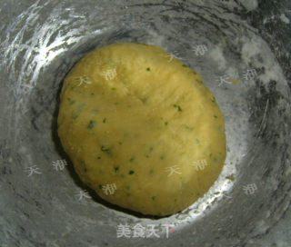 吃不胖的磨牙饼--【葱香磨牙饼干】的做法步骤：2