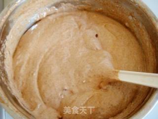 电饭锅版巧克力蛋糕的做法步骤：6