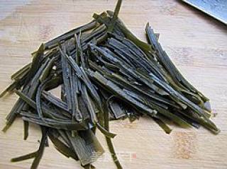炒饺子皮的做法步骤：1