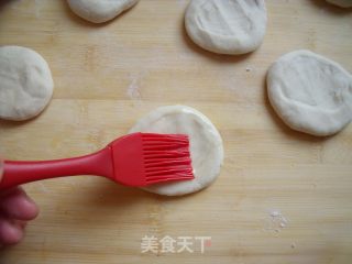 营养美味卷起来-香肠鸡蛋卷饼的做法步骤：7